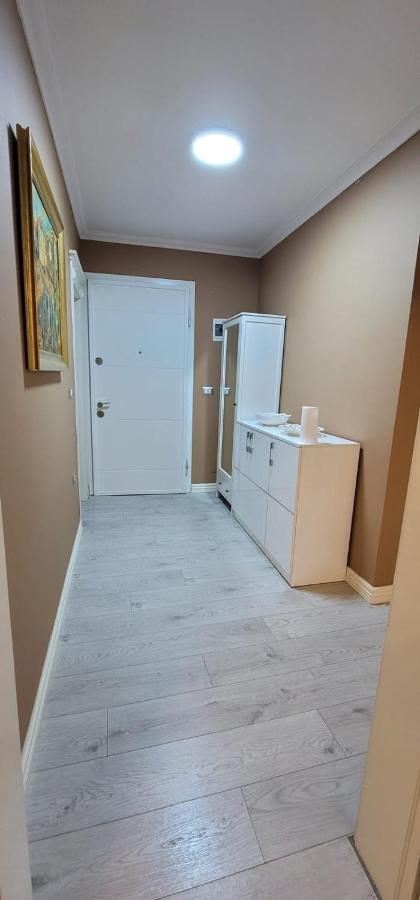 טיראנה New Bazar Luxury Apartment מראה חיצוני תמונה