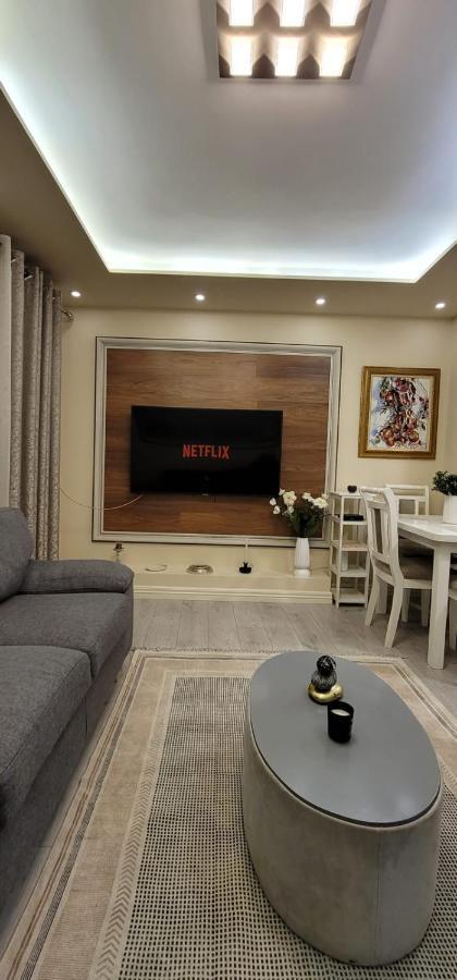 טיראנה New Bazar Luxury Apartment מראה חיצוני תמונה